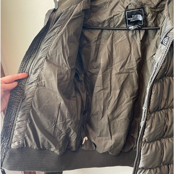 The North Face 600 Puffer Jacket - Picture 4 of 10